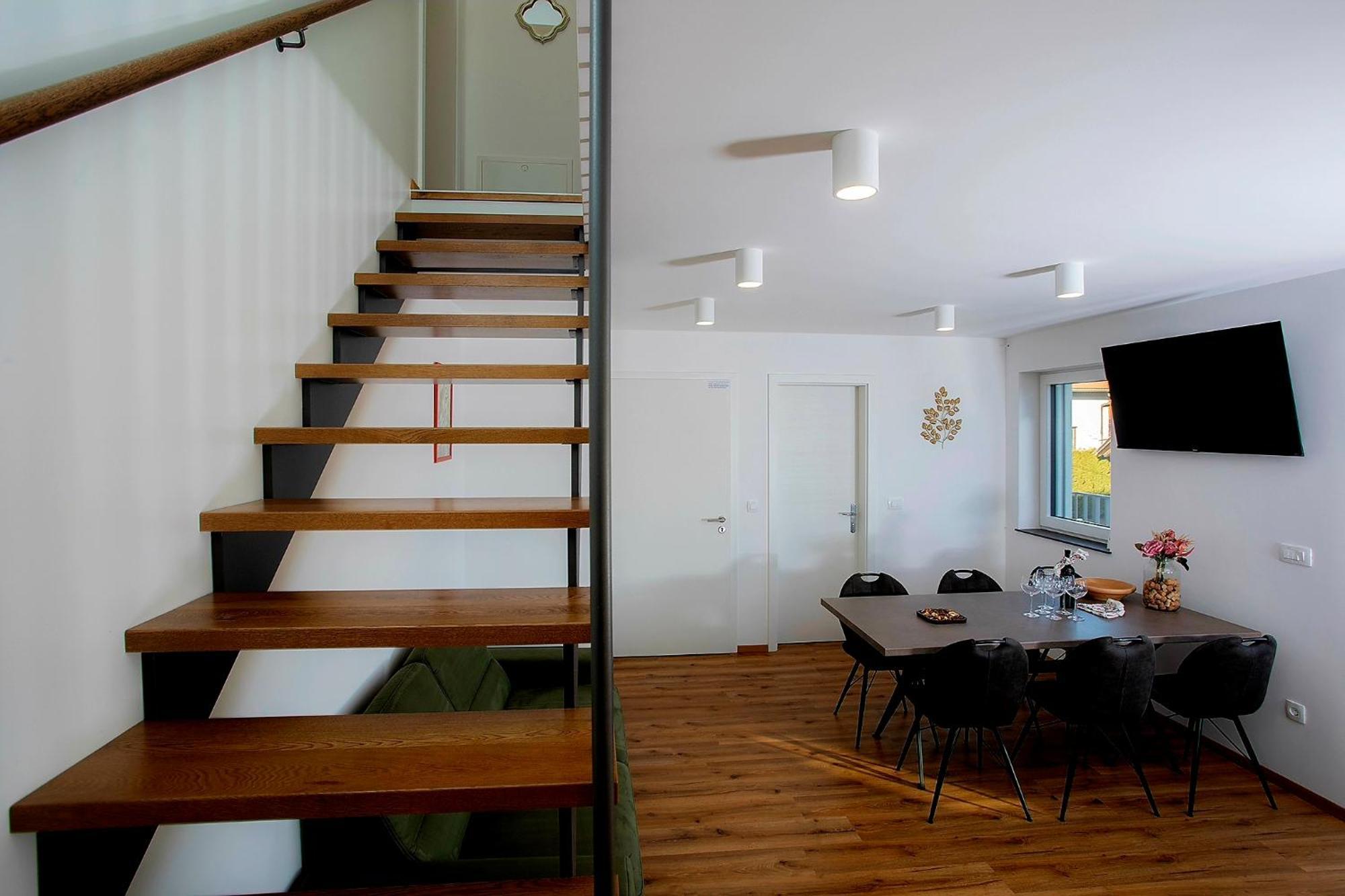Apartment House